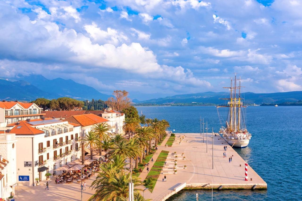 Boka Di Mare Apartment Tivat Luaran gambar